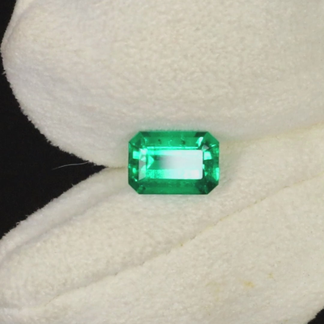 2ct Gem Colombian Emerald Cut