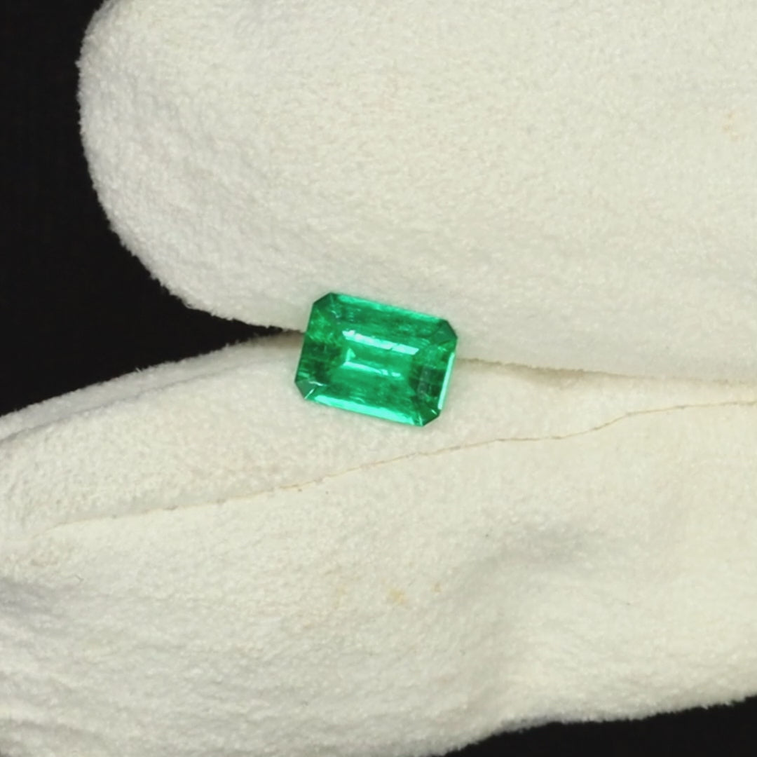 1ct Gem Colombian No Oil Emerald