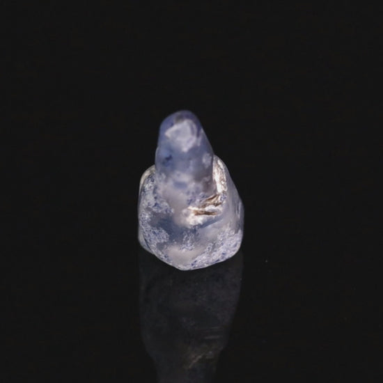 12ct  Classic Pyramid Kashmir Specimen