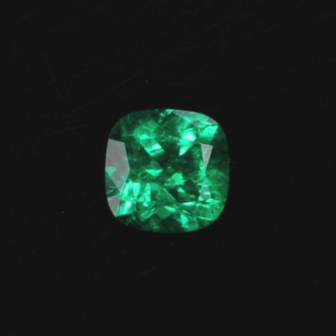 1.75ct Colombian Emerald Muzo Green No Oil