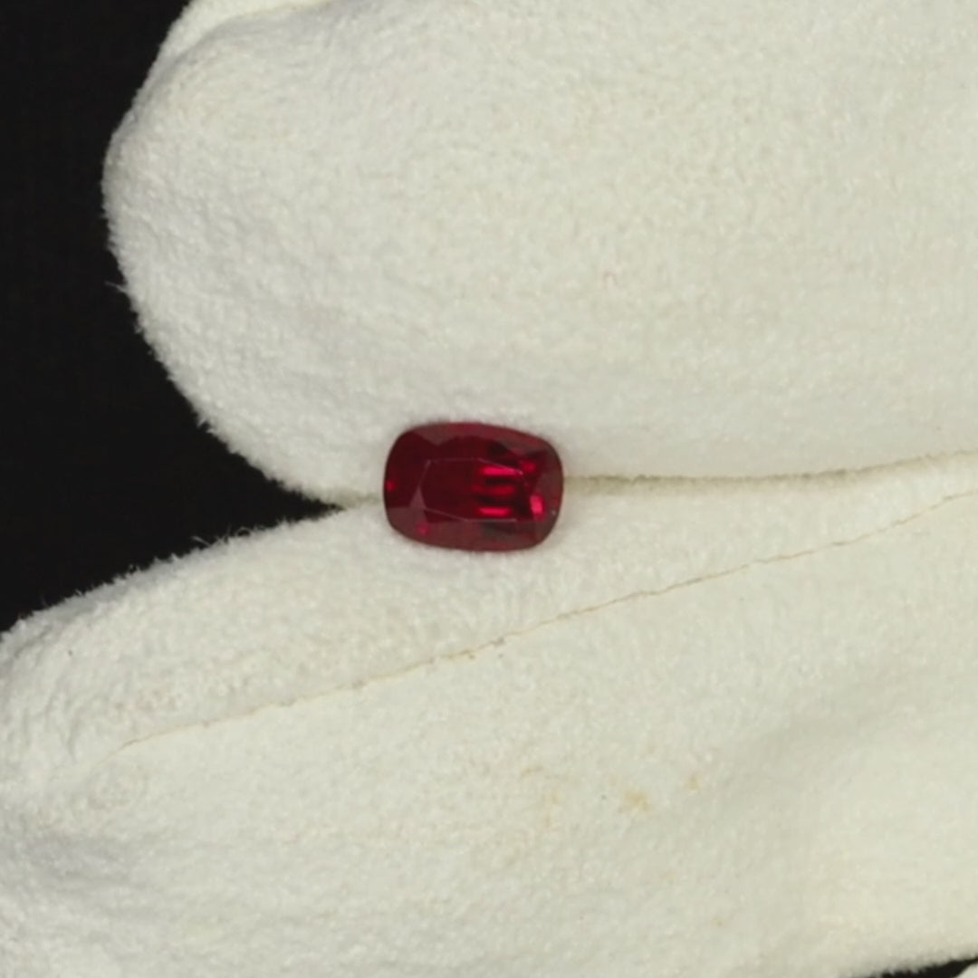 1ct Vivid Red Ruby Pigeons Blood