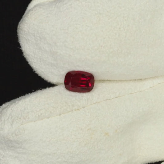 1ct Vivid Red Ruby Pigeons Blood