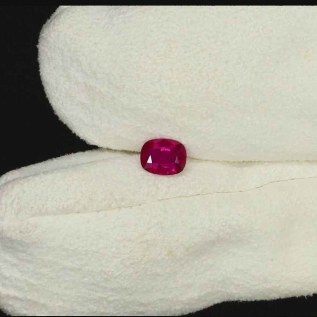0.7ct Mozambique Red Ruby Africa