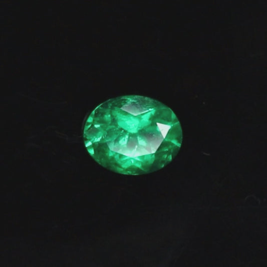 ~1.5ct Colombian Emerald