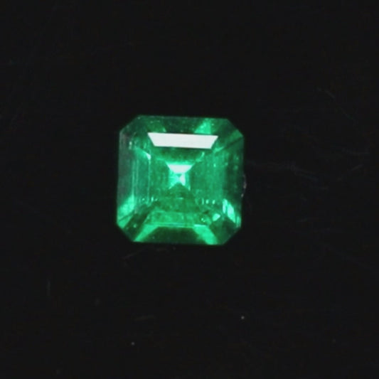 0.75ct Top Gem Colombian Emerald